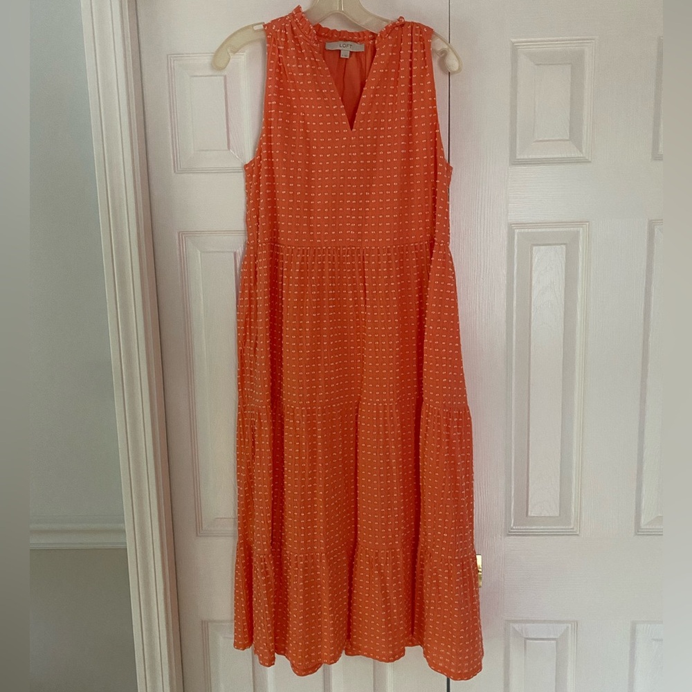 LOFT - Sleeveless-Textured- Polka Dot-Tiered Dress- Coral